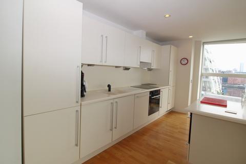 2 bedroom apartment for sale, N V Building, 96 The Quays, Salford, Lancashire, M50