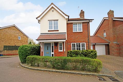 3 bedroom link detached house for sale, Mulberry Gardens, Shenley