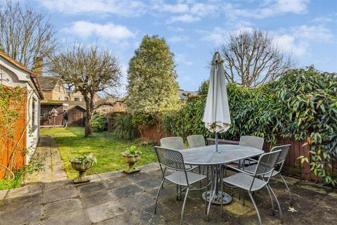 3 bedroom end of terrace house for sale, Netheravon Road, London, W4