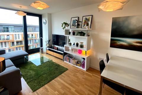 2 bedroom flat for sale, Amelia Street, London, SE17