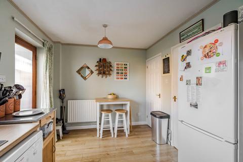 17 Airedale Close, Norwich, NR3 2DB