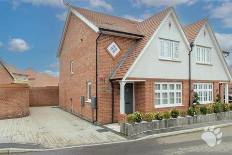 3 bedroom semi-detached house for sale, Clayton Way, Basildon SS16