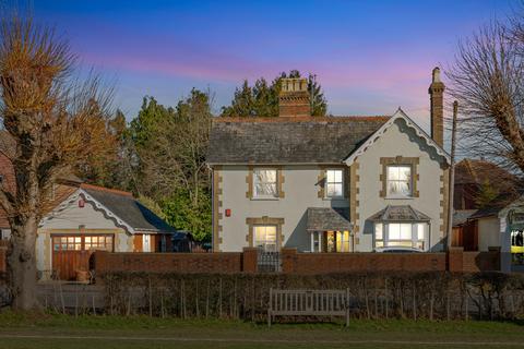 undefined, The Street, Charlwood, Horley, Surrey, RH6
