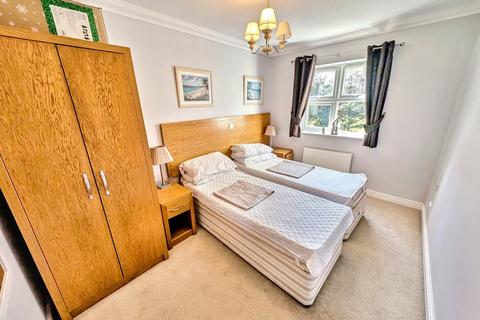 3 bedroom flat for sale, Bournemouth