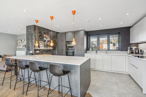 5 Eastergate, Beaconsfield, HP9 1TQ