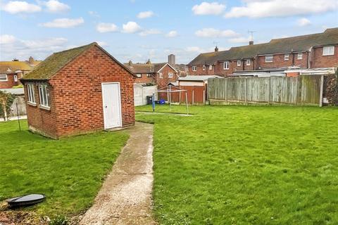 1 bedroom ground floor flat for sale, Airedale Close, Margate, Kent