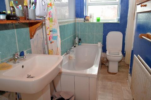 2 bedroom terraced house for sale, Burnley Lane, Chadderton, Oldham