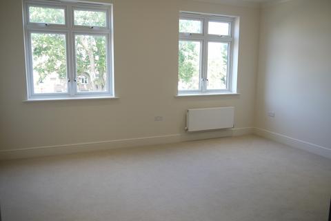 1 bedroom flat to rent, Mackintosh Street Bromley BR2