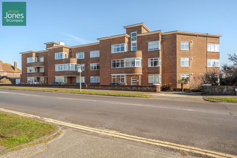 3 bedroom flat to rent, George V Avenue, Worthing, West Sussex, BN11