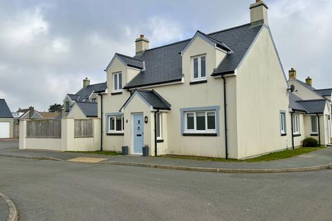 4 bedroom link detached house for sale, Triplestone Close, Herbrandston, Milford Haven, Pembrokeshire, SA73