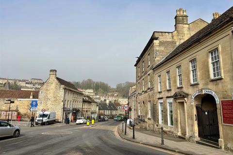 6 bedroom terraced house for sale, St. Margarets Street, Bradford-On-Avon BA15