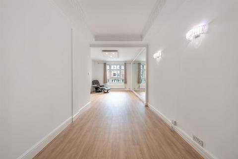 2 bedroom apartment for sale, Phillimore Court, Kensington High Street, London