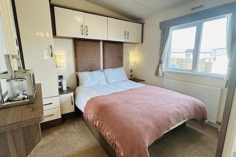 2 bedroom lodge for sale, Winchelsea Sands Holiday Park