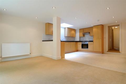 1 bedroom apartment to rent, Bramber Road London W14