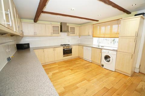 2 bedroom cottage for sale, Waverley Road, Astley Bridge, Bolton