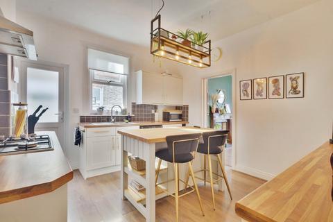 3 Elderton Road, Westcliff-on-sea, SS0 8AG