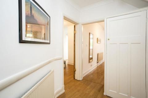 4 bedroom house for sale, Alyth Gardens, London, ., NW11 7EN