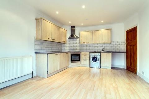 4 bedroom house for sale, Alyth Gardens, London, ., NW11 7EN