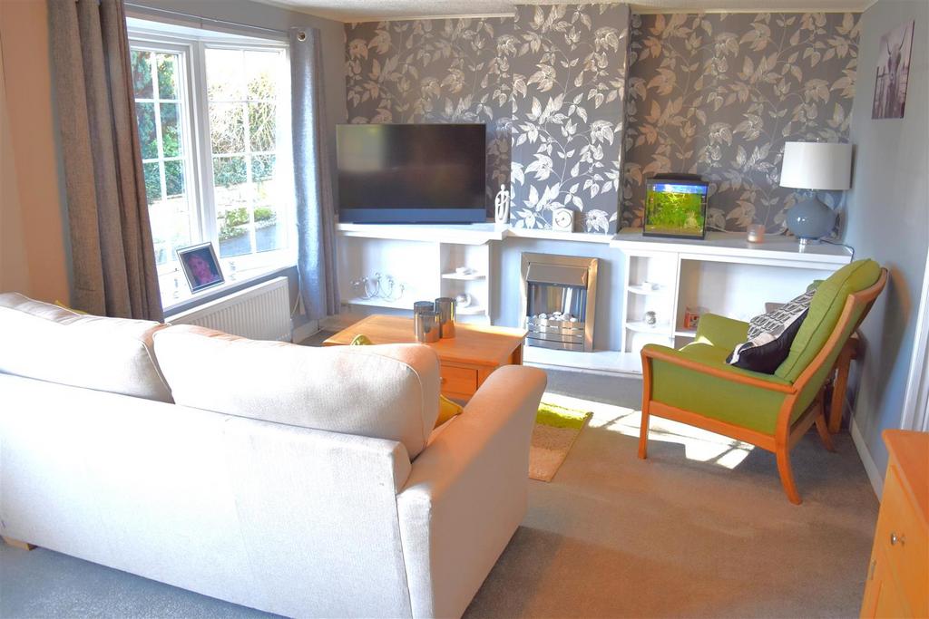 Lounge/dining room