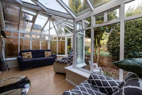 6 Mandeville Road, Canterbury, CT2 7HB