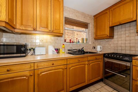 6 Mandeville Road, Canterbury, CT2 7HB