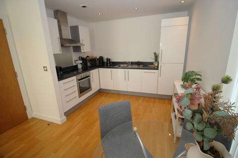 2 bedroom apartment for sale, Millennium Tower, 250 The Quays, Salford, Lancashire, M50