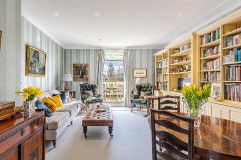 2 bedroom flat for sale, Elm Park Road, London, SW3