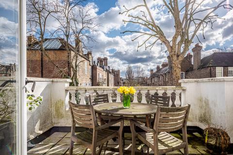 2 bedroom flat for sale, Elm Park Road, London, SW3