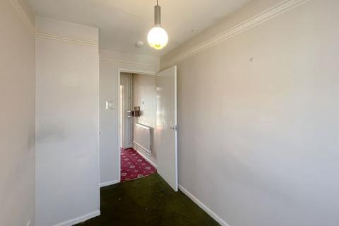 3 bedroom flat for sale, John Ruskin Street, London SE5