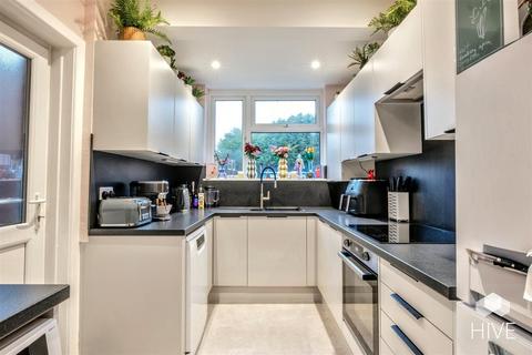 25 Elmes Road, Bournemouth, BH9 2SX