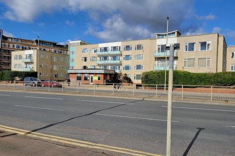 1 bedroom flat for sale, Kingsway, Hove BN3