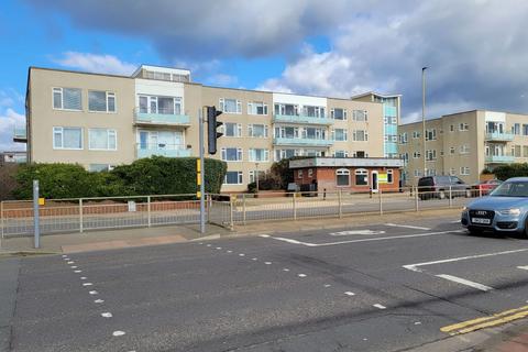 1 bedroom flat for sale, Kingsway, Hove BN3