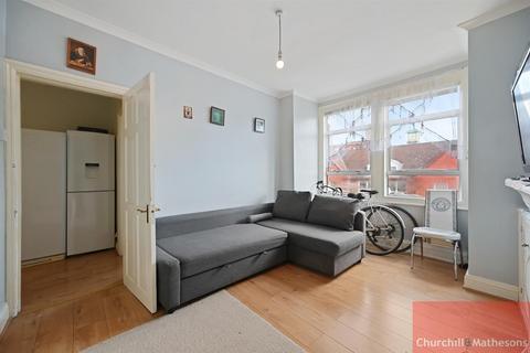 2 bedroom flat for sale, Oldfield Road, London