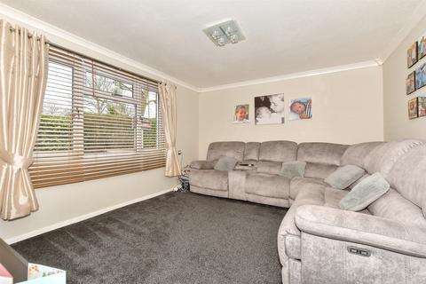 165 Namur Place, Burgoyne Heights, Dover, CT15 5LX