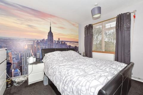 165 Namur Place, Burgoyne Heights, Dover, CT15 5LX