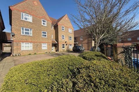 2 bedroom apartment to rent, Aynsley Gardens, CM17