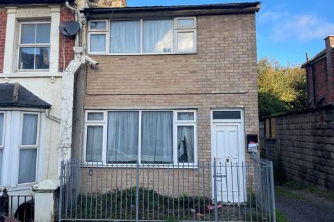 2 bedroom end of terrace house for sale, St. Marys Road, Hastings TN34