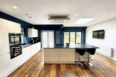 9 Oakfield, Prestwich, Manchester, M25 0DP