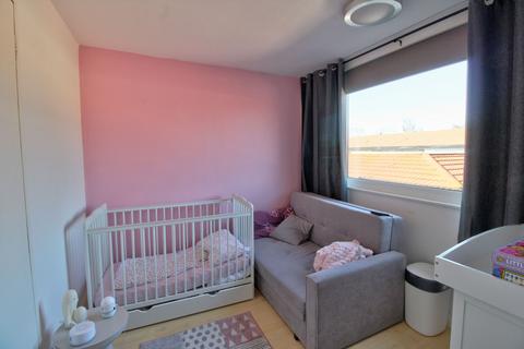 252 Berecroft, Harlow, CM18 7SQ