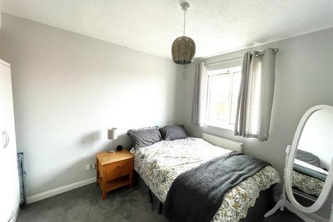 14 Lakeside Road, Ipswich, IP2 9QA