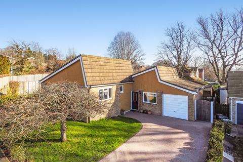 6 Dover Close, Alresford, SO24 9PG