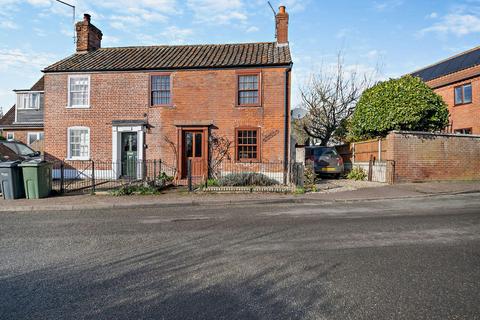 2 bedroom terraced house for sale, Station Road, Dereham, NR20 5