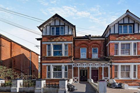 3 bedroom flat for sale, London Road, St Leonards-on-Sea, TN37 6