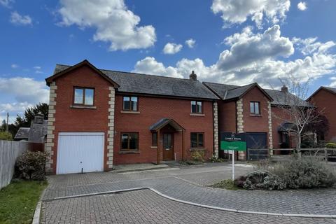 4 bedroom detached house for sale, Golwg Y Fan, Brecon, LD3