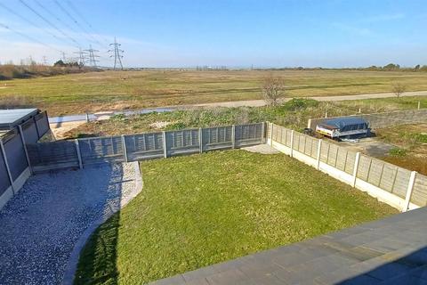 4 bedroom detached bungalow for sale, Grain Road, Isle Of Grain, Rochester