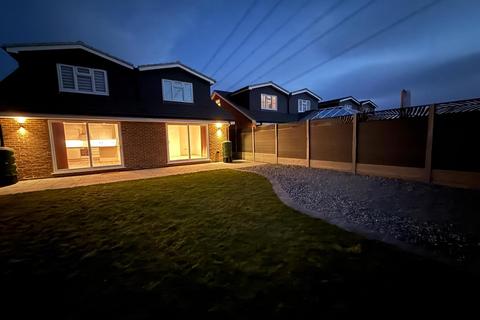 4 bedroom detached bungalow for sale, Grain Road, Isle Of Grain, Rochester