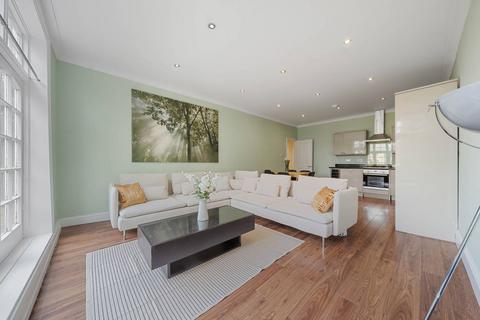 3 bedroom flat for sale, Christchurch Road, Brixton, London, SW2