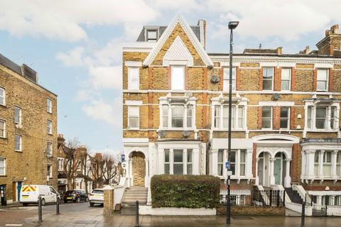Lavender Hill, London SW11