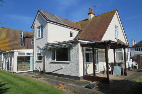 3 bedroom detached house for sale, West Hill Road, Herne Bay