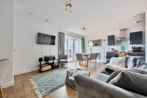 2 bedroom apartment for sale, Wellington Road, Berkshire RG40